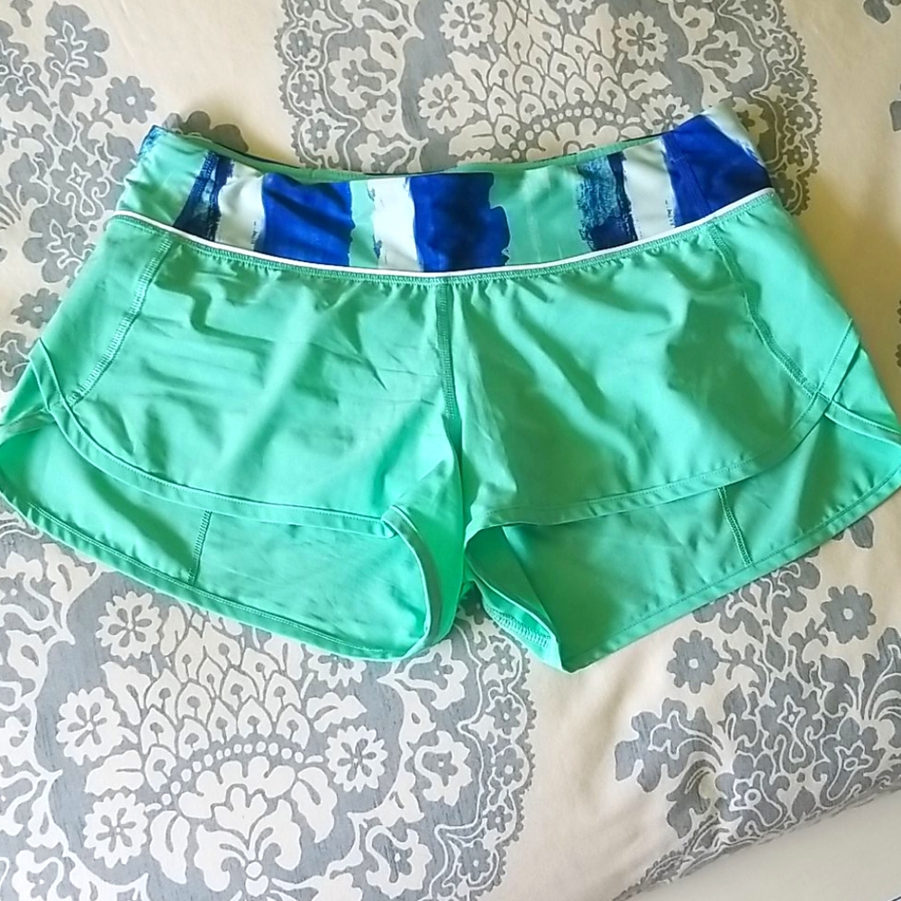 Lululemon Speed Short, Size 6